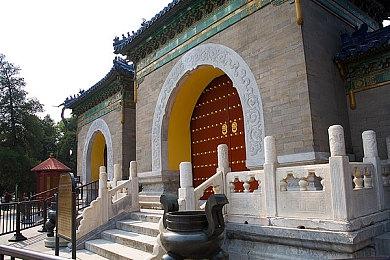 《天外世界 2》、《吸血鬼：避世血族2》和《侏罗纪世界：进化3》支持DLSS4